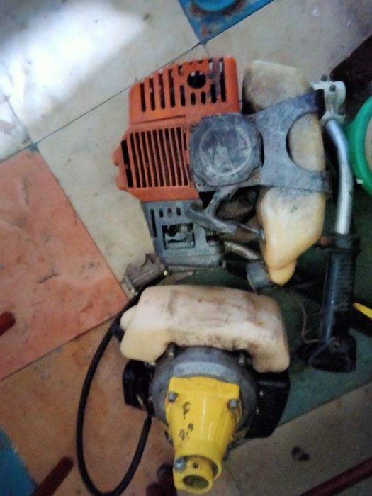 Бинзокосы продам 2 бинзокосы.  Б/у