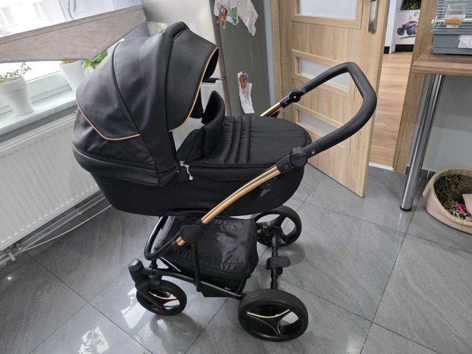 Wózek dziecięcy Bebetto TORINO SI 2w1, gondola, spacerówka