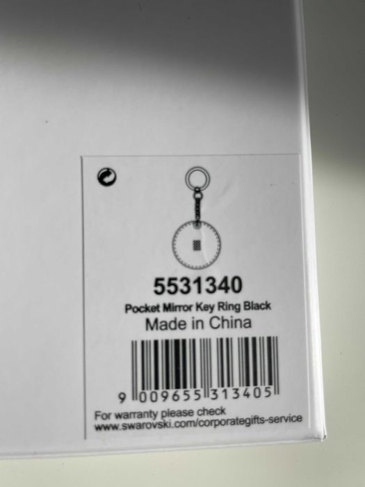 Elegancki breloczek Swarovski z kryształami i lusterkiem