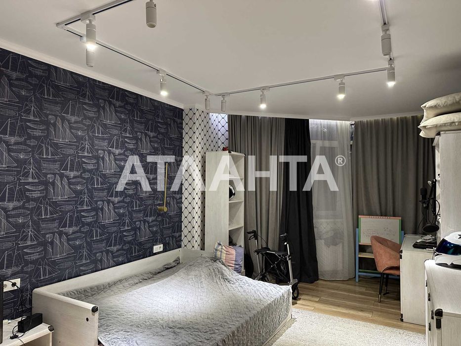 3 кімнатна квартира з євроремонтом у новому будинку