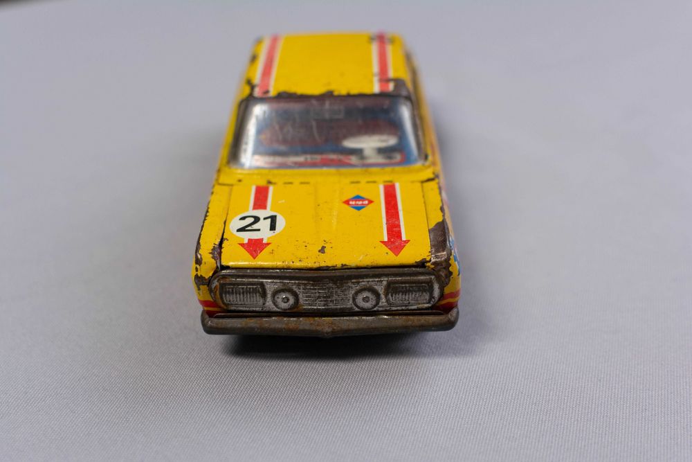 Friction Tin Toy Car OPEL Rekord Rally Racing team 1965 EHRI