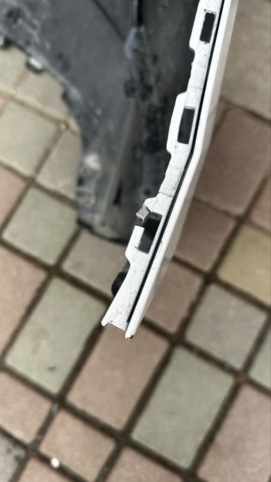 Бампер задній tesla model y ev23517