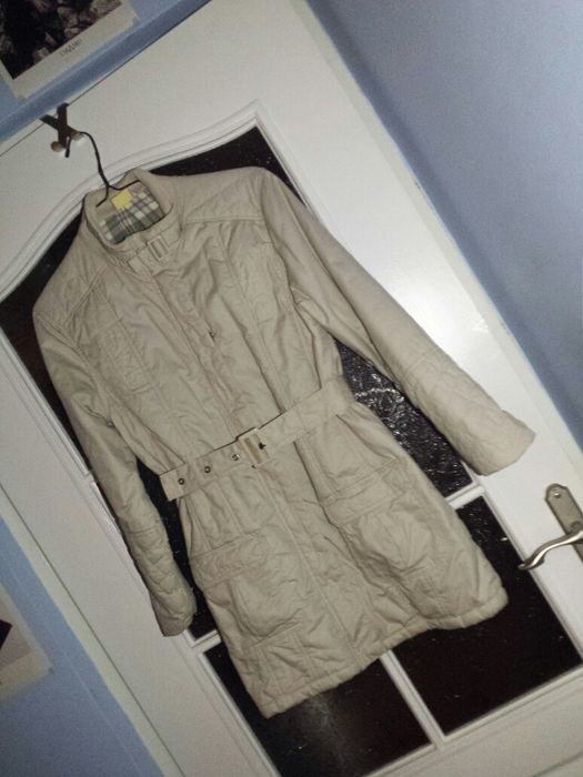 Damska kurtka à la płaszczyk w kolorze écru rozm.S