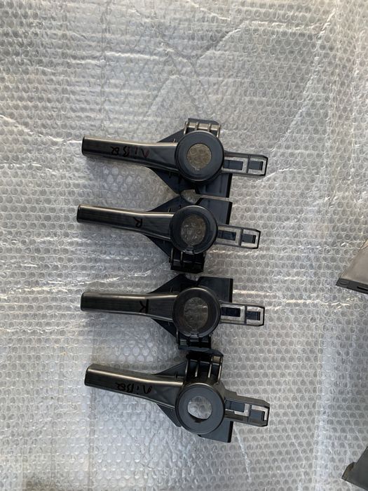 Кріплення кронштейн audi q5 80a