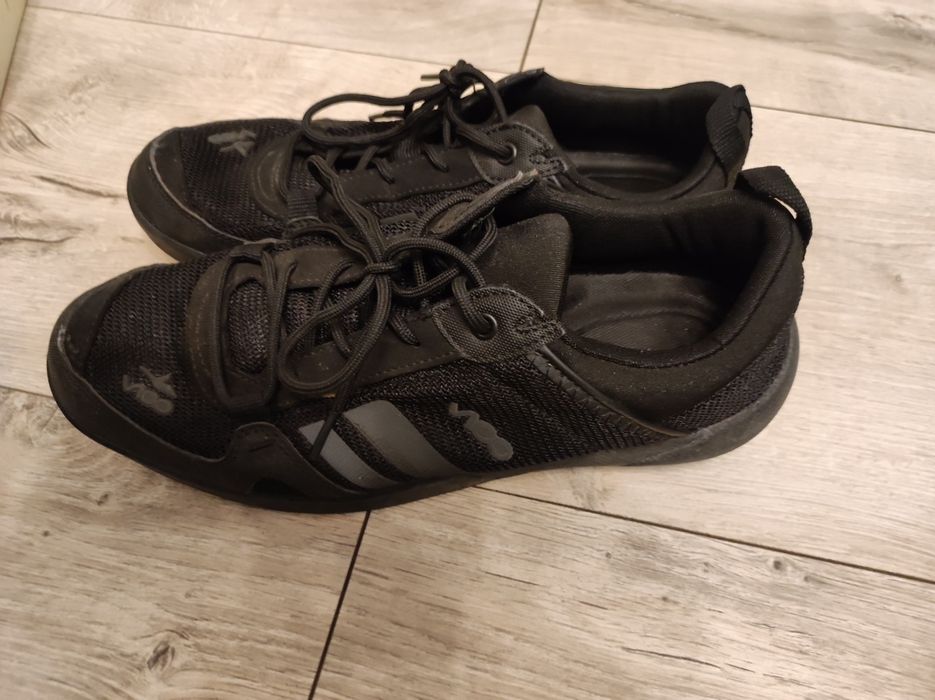Buty męskie sportowe