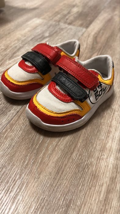 Кросівки clarks . Розмір 21, стелька 12.5 см