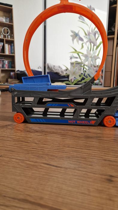 Hot wheels автовоз трек кільцевий