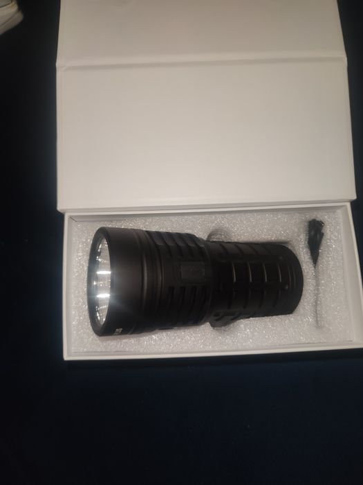 Nowa latarka Sofirn Q8 Plus + akomulatory, 16000 lumenów mega moc