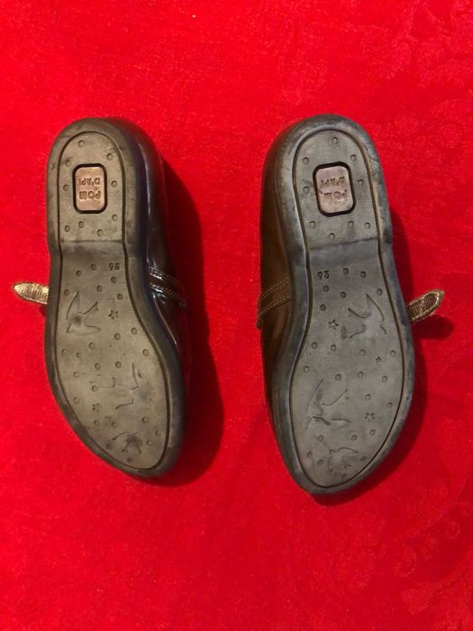 Sapatos rasos castanhos de verniz POM D'API de criança tamanho 26