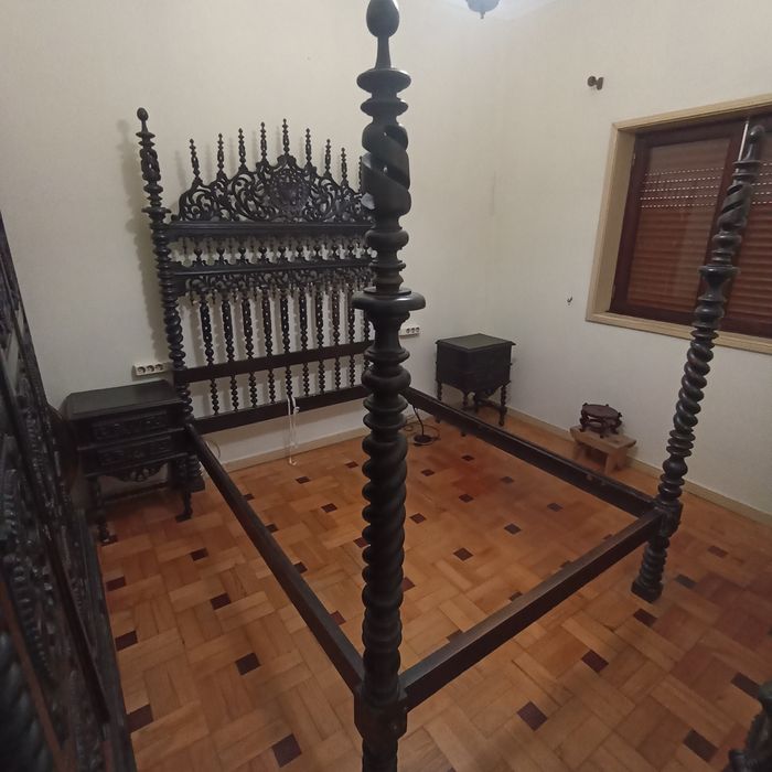 Mobília de quarto antiga  completa