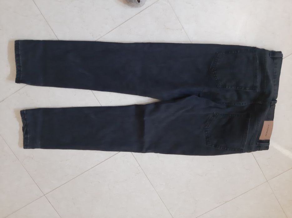 Calças pretas tamanho 40 homem