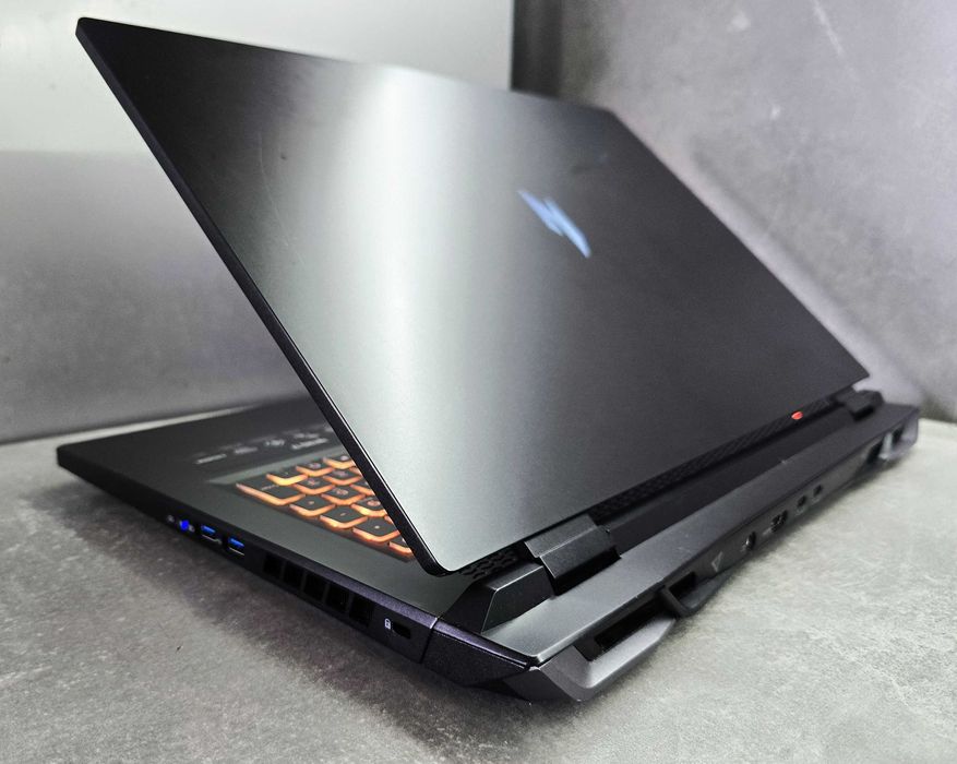 Ігровий Acer 17 Nitro RTX 4060/Ryzen 7/1Tb/16Gb DDR5