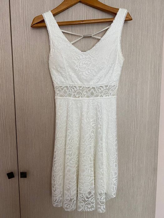 Літня жіноча сукня