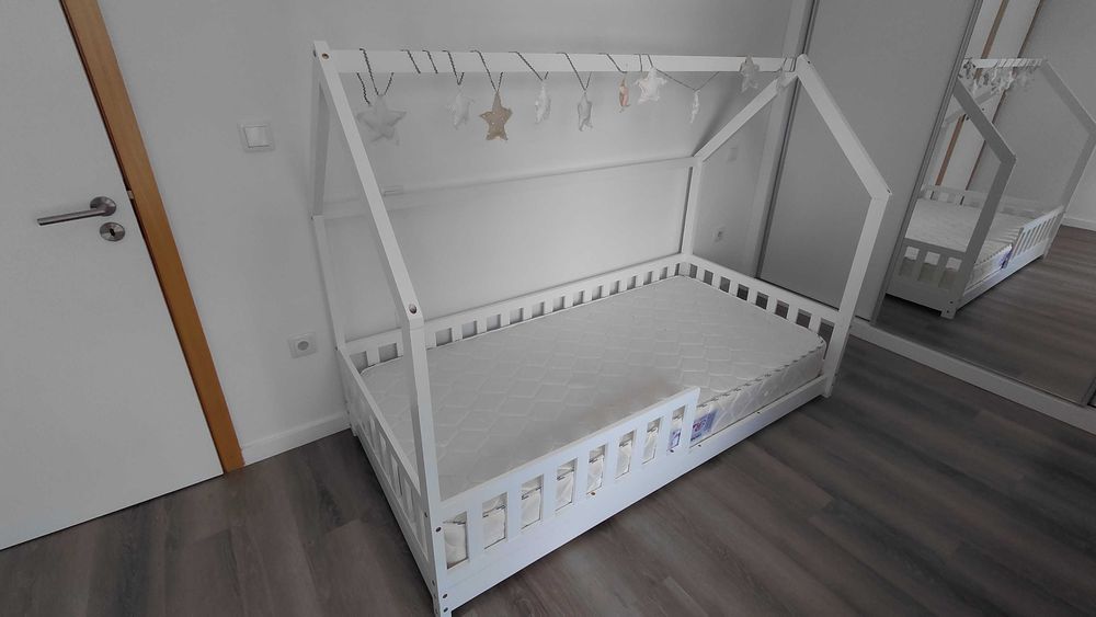 Cama Montessori com colchão