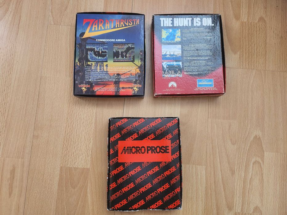 Amiga 500  Commodore  Red October Zarathrusta Pudełka Do Gier
