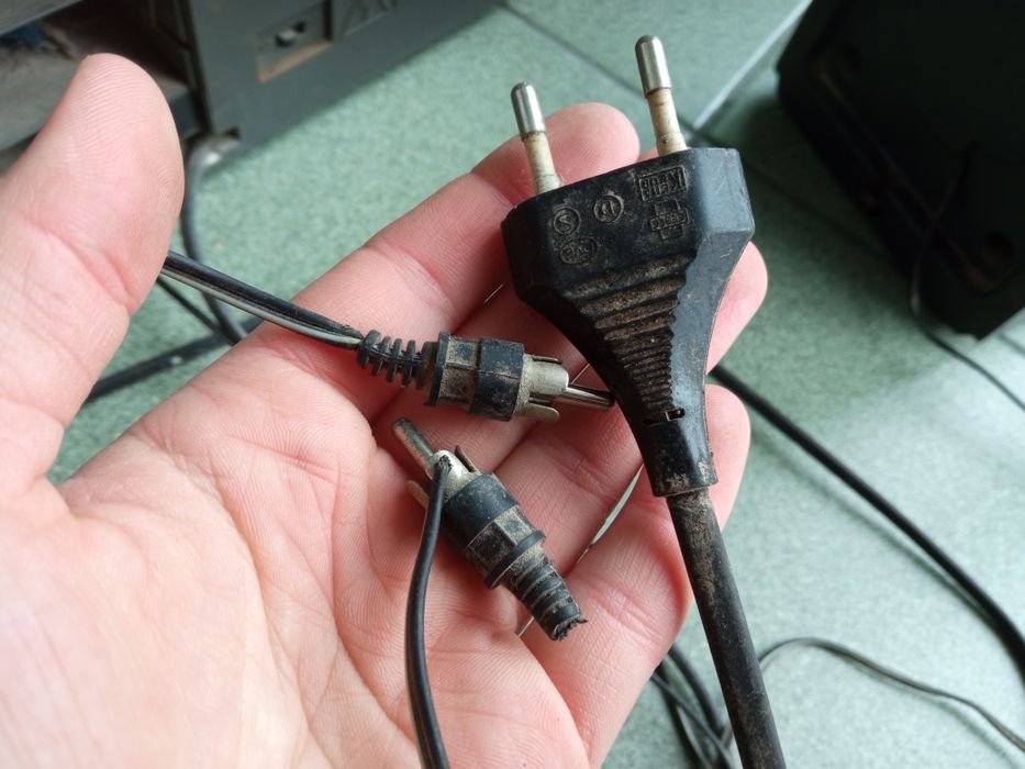 Музыкальный центр contec 8832 BL