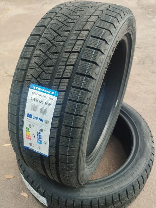 Шини Зимові 255/45 R20 105V XL Triangle Snowlink PL02
