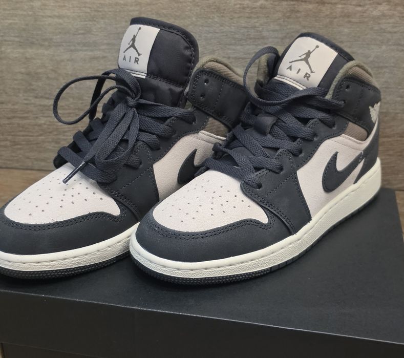 Oryhinalne buty Air Jordan 1 Mid (GS) Czarno-Zielone roz. 36,5