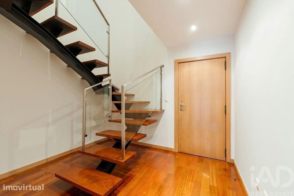 Duplex T1 em Campanhã de 82,1 m2
