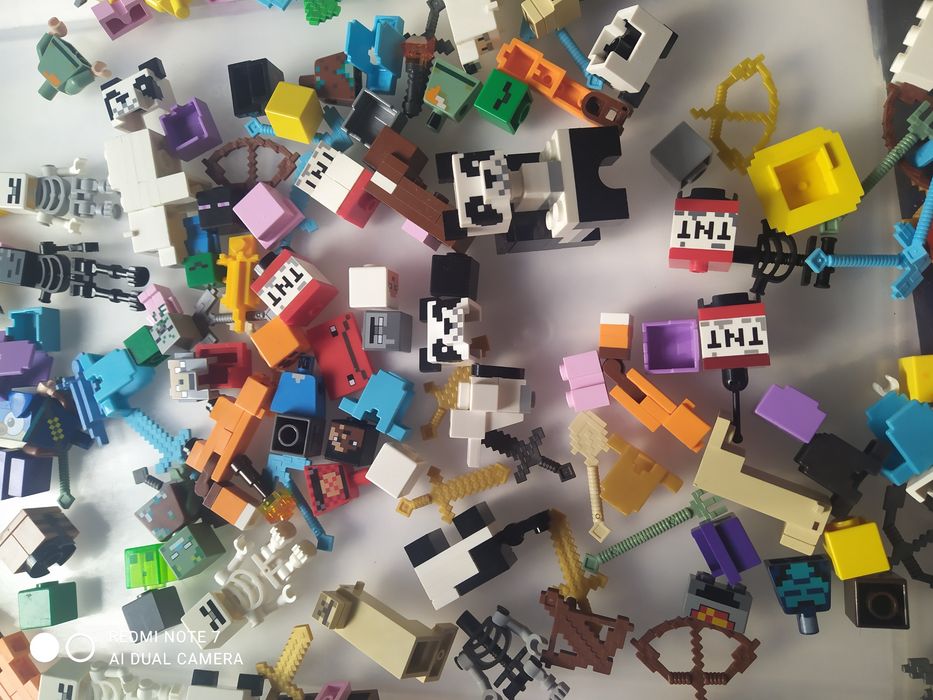 Lego фігуркі орігінал майнкрафт