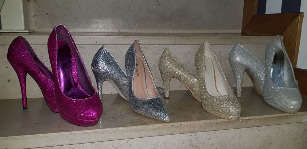 Sapatos salto alto