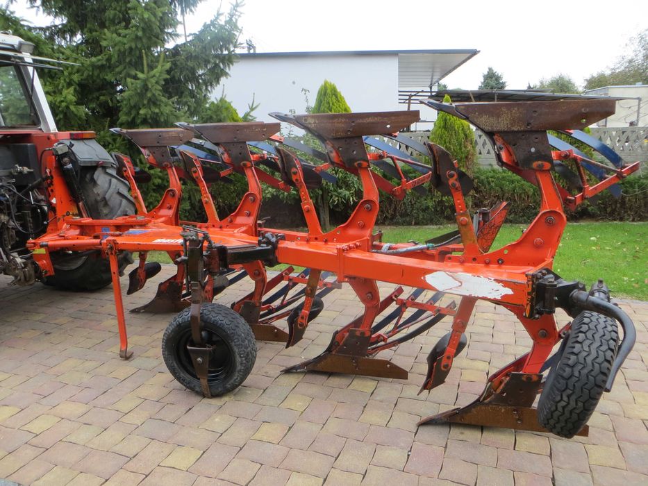 Pług Kuhn master 4 skibowy ażurowy