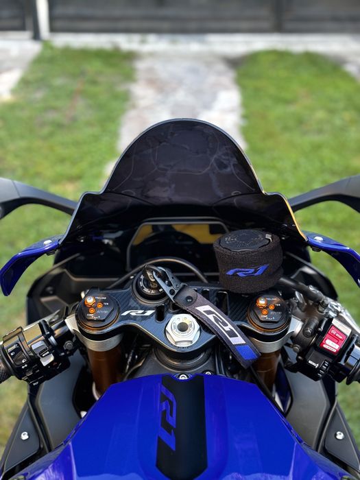 Yamaha YZF-R1 Ямаха Р1 2019 рік не Honda Kawasaki Suzuki Ducati Ktm