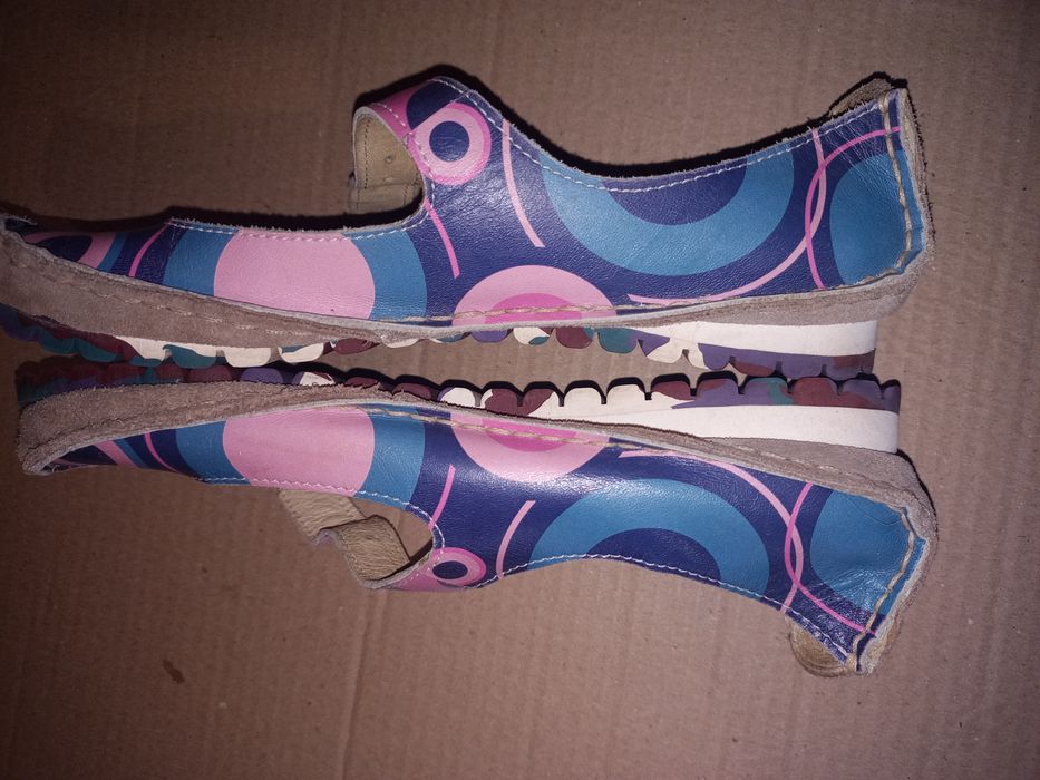 Шкіряні і босоніжки Damp розмір 38р 24.5см сандалі