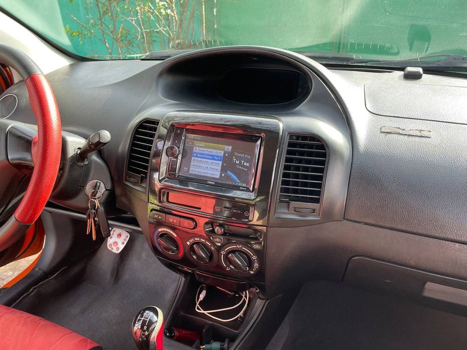 Джилі мк кросс 2013 року