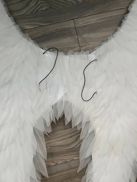 Великі білі крила янгола:аренда,продаж