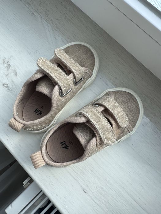 Кеди, мокасини h&m
