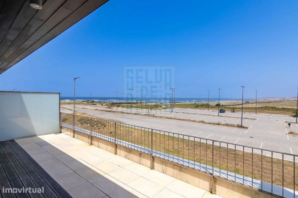 Moradia V3 Empreendimento  " Casas do Mar " Agudela