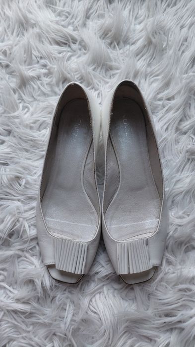 Buty damskie na obcasie