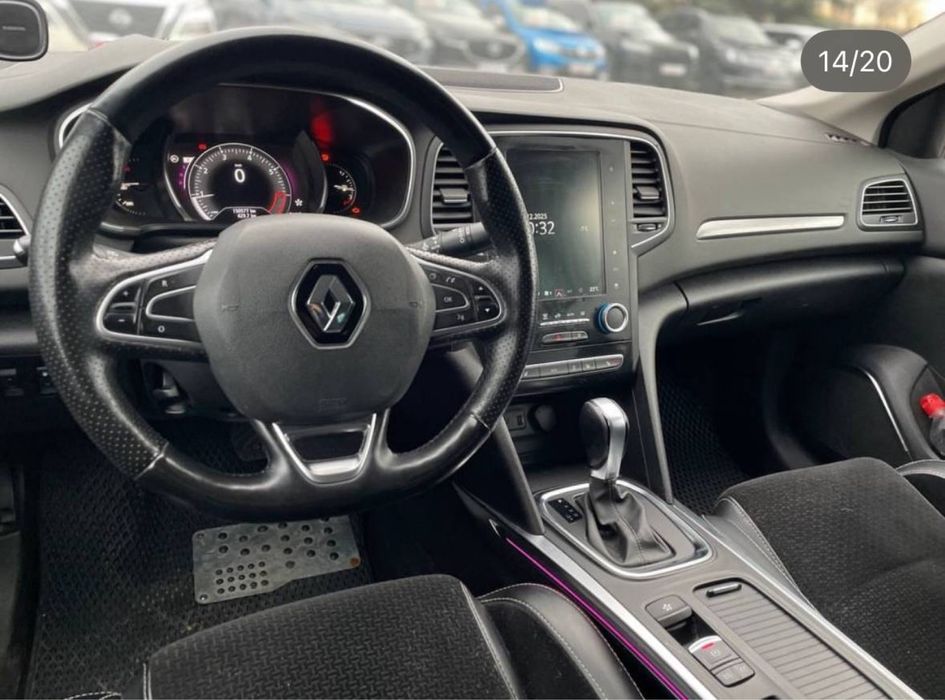 Офіційний  Renault Megane  4 2016