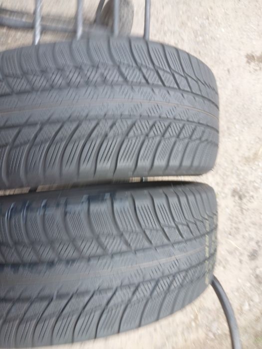 Opony zimowe 225.50.17 Bridgestone