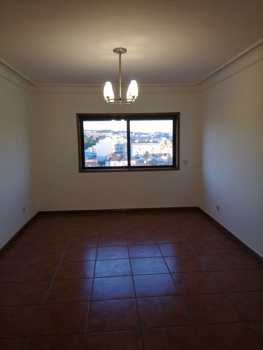 Apartamento T2 centro Ermesinde para arrendar