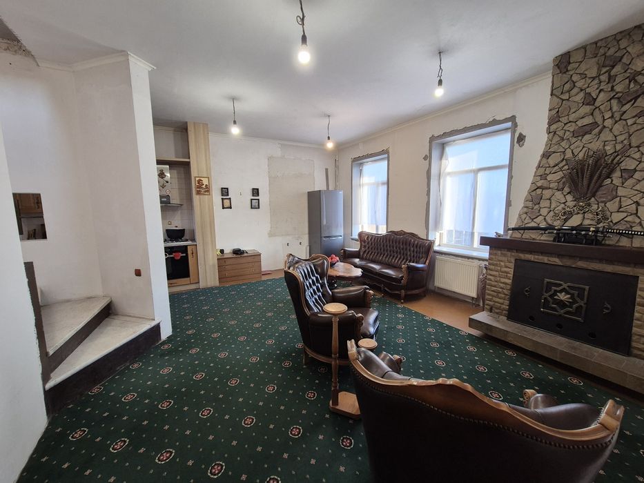 Дом у озера пригород Черноморска