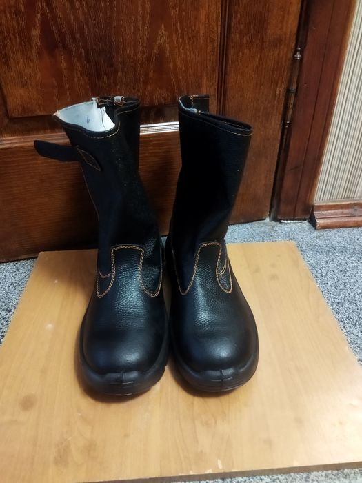 Кризові чоботи  43 розмір