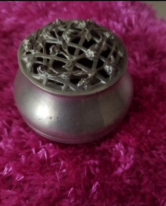 Guarda Jóias em Estanho