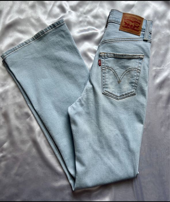 Жіночі‼️Levi's ribcage boot, W26 L31