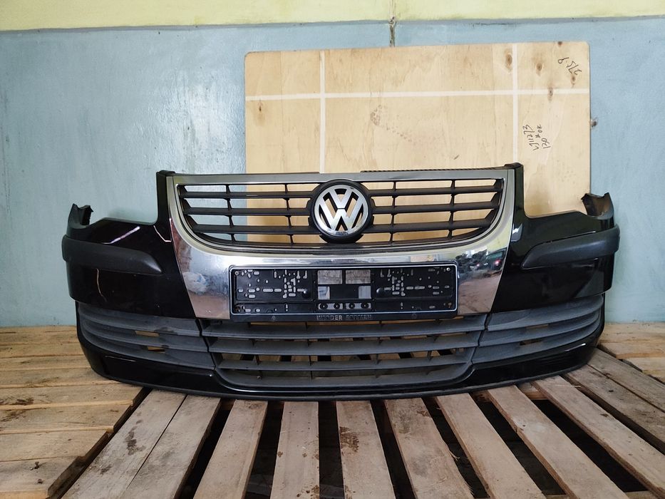 Бампер передній VW Touran 2007-2010p LC9X Бампер передний Тоуран Туран