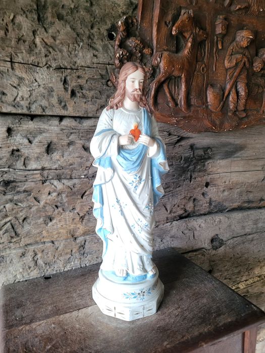Piękna biskwitowa figurka Najświętsze Serce Pan Jezus