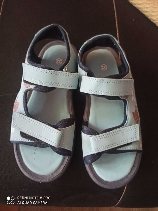 Sandałki na lato 32