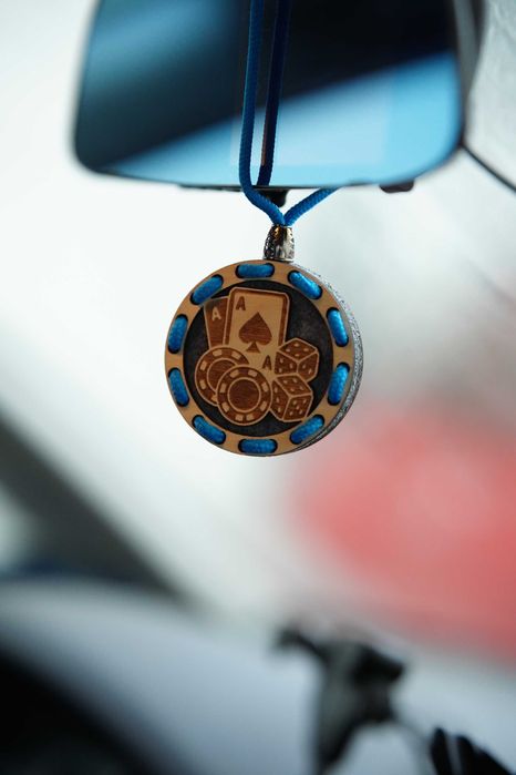 Wielorazowy Zapach Samochodowy – drewniana zawieszka