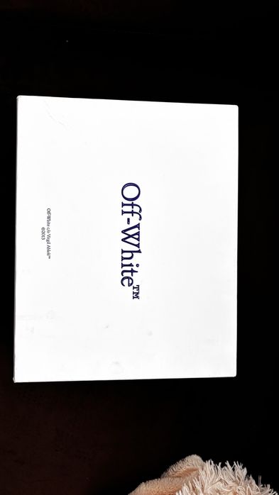 Off white be right back