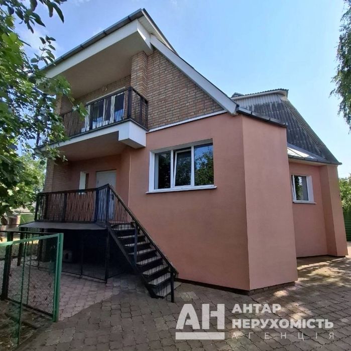 Продається двоповерховий  будинок в Кропивницькому, р-н Горсад