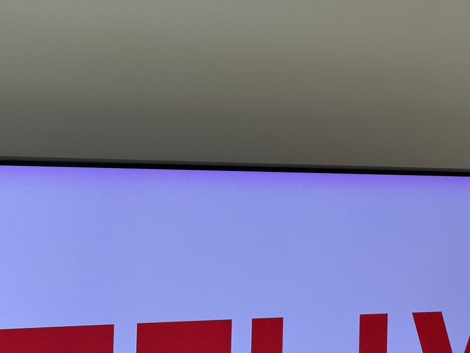 Samsung  QE65Q7FNA  QLED 4K 65” – TV + One Connect Box