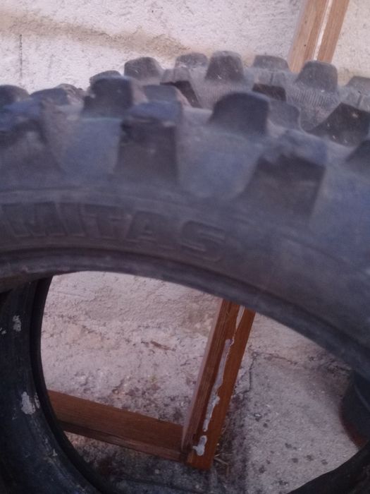 Vendo pneus de várias marcas
