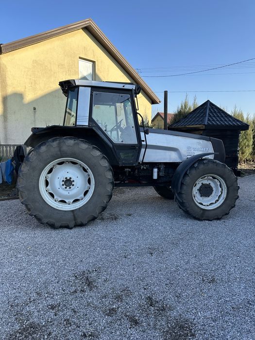 Ciaknik Valtra 8300 ,1992 rok ,140KM