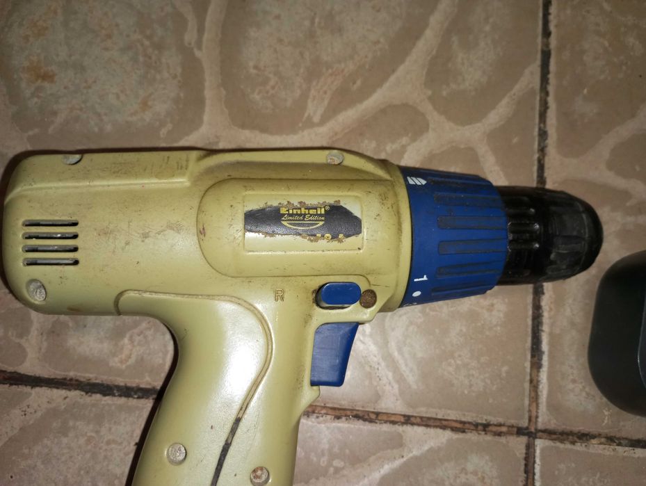 Аккумуляторный дрель - шуруповерт Einhell